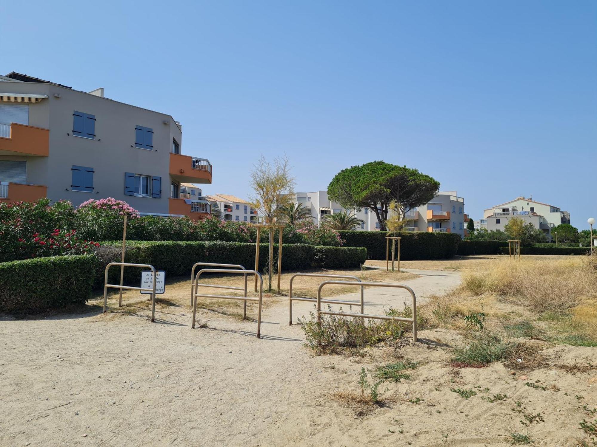 Magnifique Vue Mer Pour Ce T2 Avec Piscine Saint-Cyprien  Esterno foto